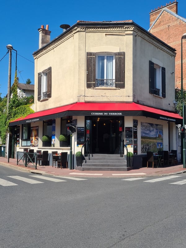 « Créer une nouvelle clientèle avec la Commande en Ligne » Interview de Sébastien, gérant du restaurant La Cuisine du Terroir