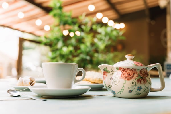 Services essentiels pour fidéliser la clientèle d&rsquo;un salon de thé exclusif