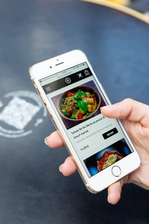 Paiement à table par QR Code : libérez vos tables 10 minutes plus vite